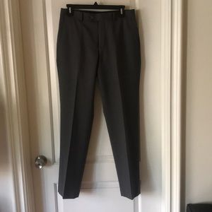 Bar III 30x30 Men’s slim fit wool trousers gray